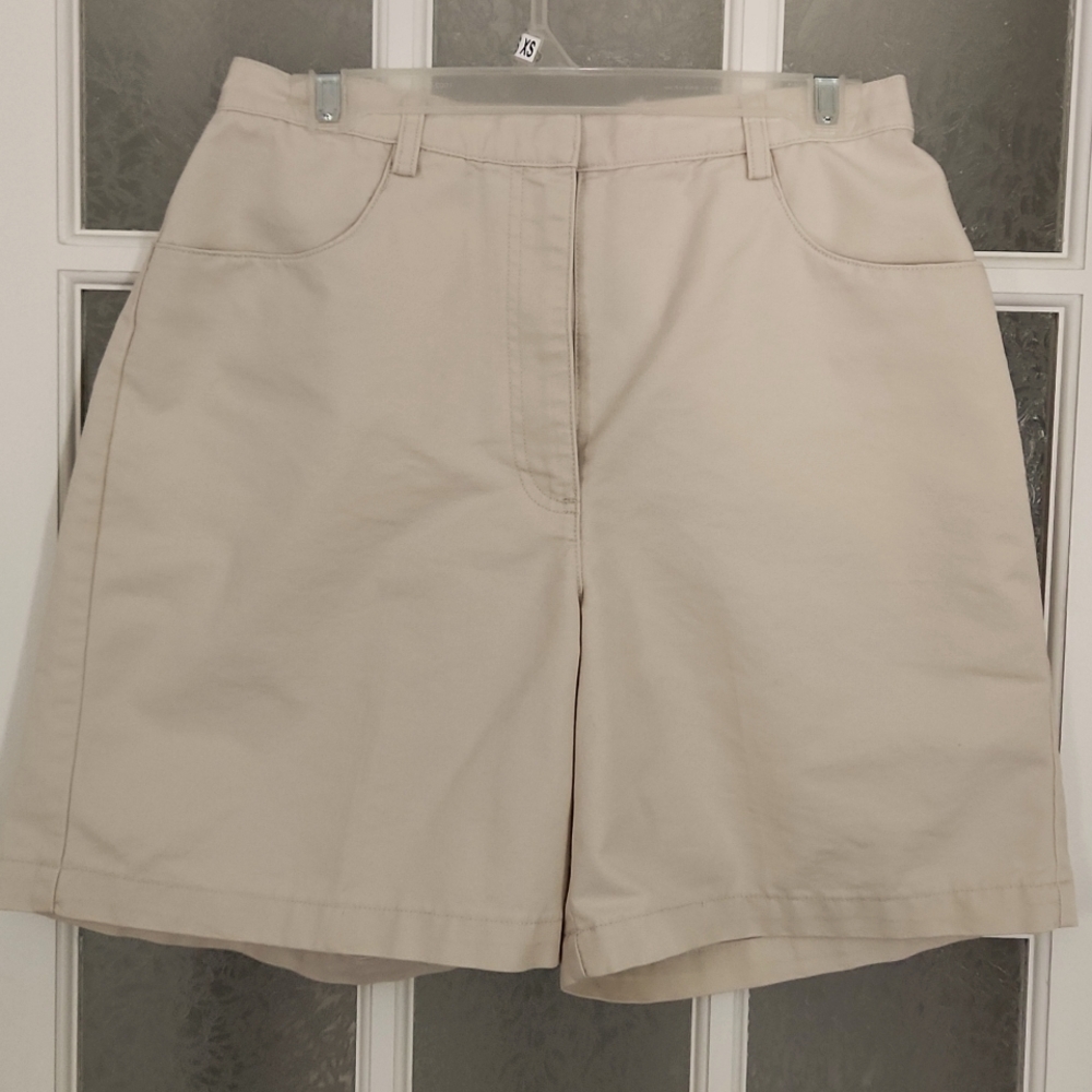 Haggar Beige Bermuda